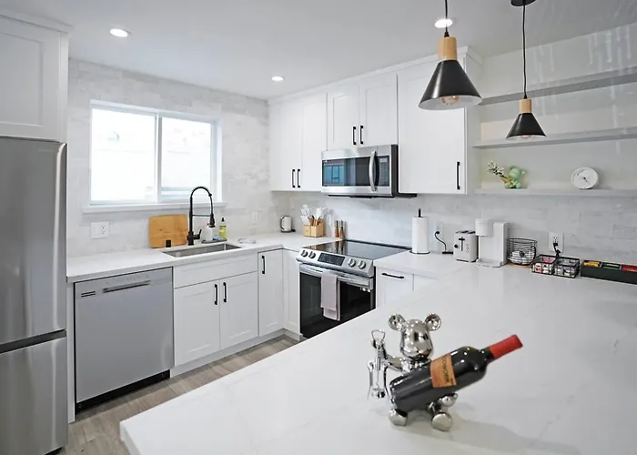 Modern 3Br 2Ba Smart Toilets Ev Charging Sfo